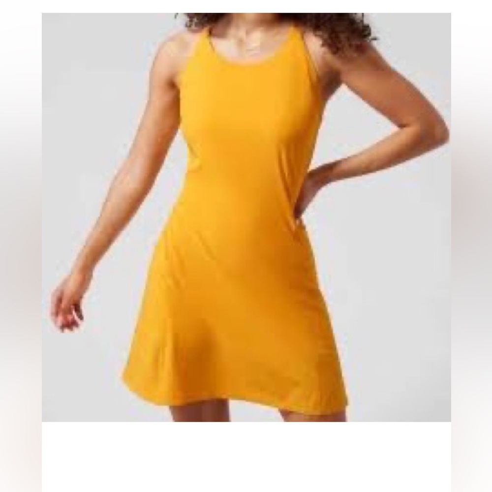 Athleta Infinity Dress Radiant Sunshine Yellow Built in Shorts Pockets Size S